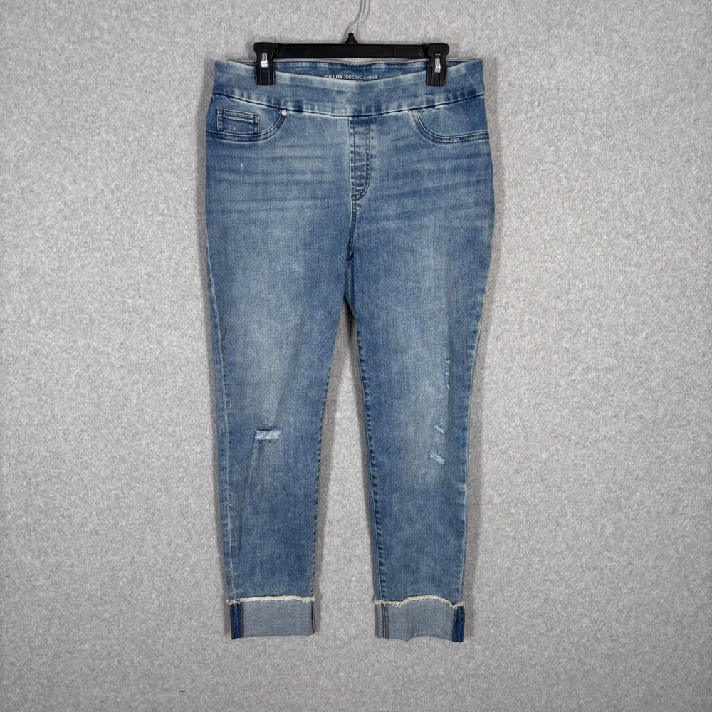 Chicos Cuffed Jeans Size 8R Pull On Jegging Ankle Distressed Acid Comfort Frayed